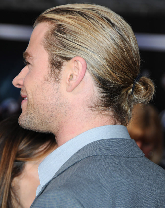 chris hemsworth haircut chris hemsworth long hair style chris hemsworth haircut mib chris hemsworth haircut thor chris hemsworth hair color chris hemsworth blonde hair