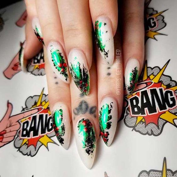 Most Fashionable Christmas Acrylic Nails Ideas 2021