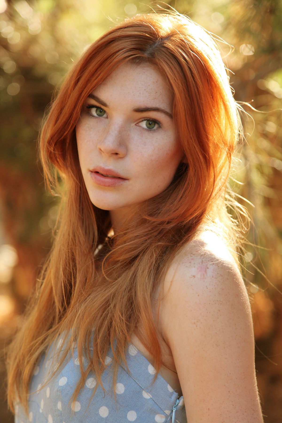 Reneé'S Last Post: Redhead Winter - robkvo5