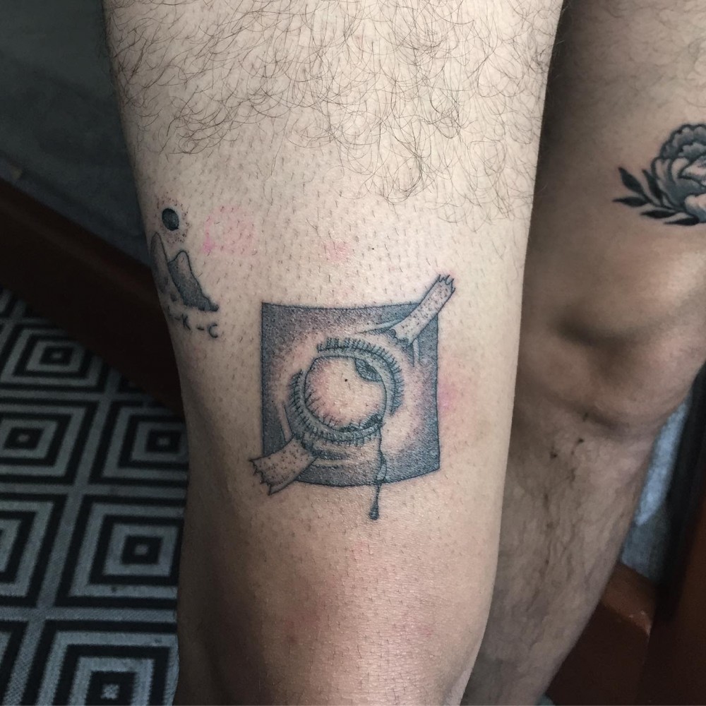 "Do Single Needle Tattoos Last Longer And Hurt Less? Check Out These 63+ Simple Minimalist Design Ideas single needle tattoo designs single needle tattoo ideas minimalist tattoos with meaning delicate minimalist tattoos minimalist tattoo flower minimalist tattoo sleeve minimalist cat tattoo tattoo ideas minimalist family tattoo simplistic tattoo minimal tattoo"