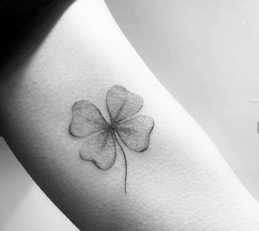 "Do Single Needle Tattoos Last Longer And Hurt Less? Check Out These 63+ Simple Minimalist Design Ideas single needle tattoo designs single needle tattoo ideas minimalist tattoos with meaning delicate minimalist tattoos minimalist tattoo flower minimalist tattoo sleeve minimalist cat tattoo tattoo ideas minimalist family tattoo simplistic tattoo minimal tattoo"