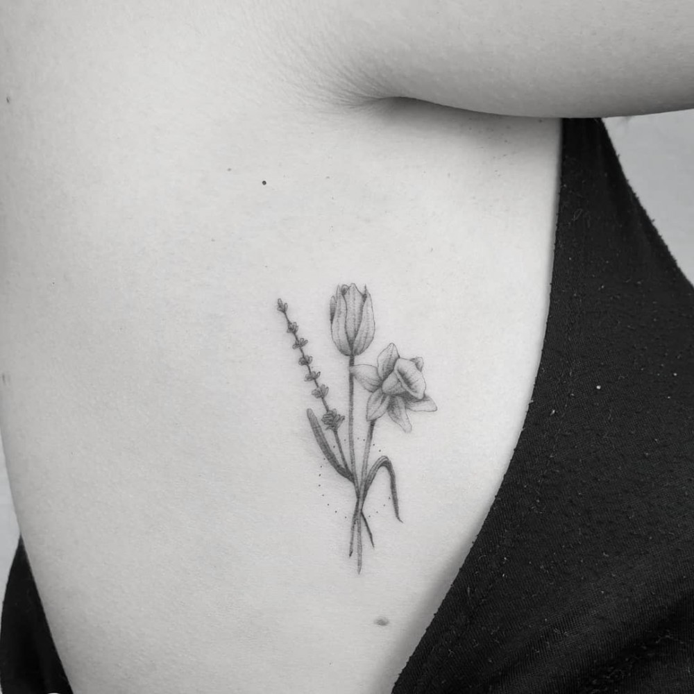 "Do Single Needle Tattoos Last Longer And Hurt Less? Check Out These 63+ Simple Minimalist Design Ideas single needle tattoo designs single needle tattoo ideas minimalist tattoos with meaning delicate minimalist tattoos minimalist tattoo flower minimalist tattoo sleeve minimalist cat tattoo tattoo ideas minimalist family tattoo simplistic tattoo minimal tattoo"