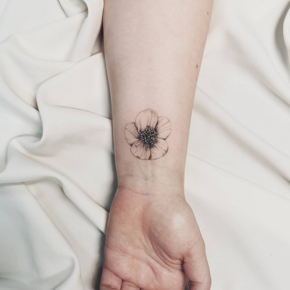 "Do Single Needle Tattoos Last Longer And Hurt Less? Check Out These 63+ Simple Minimalist Design Ideas single needle tattoo designs single needle tattoo ideas minimalist tattoos with meaning delicate minimalist tattoos minimalist tattoo flower minimalist tattoo sleeve minimalist cat tattoo tattoo ideas minimalist family tattoo simplistic tattoo minimal tattoo"