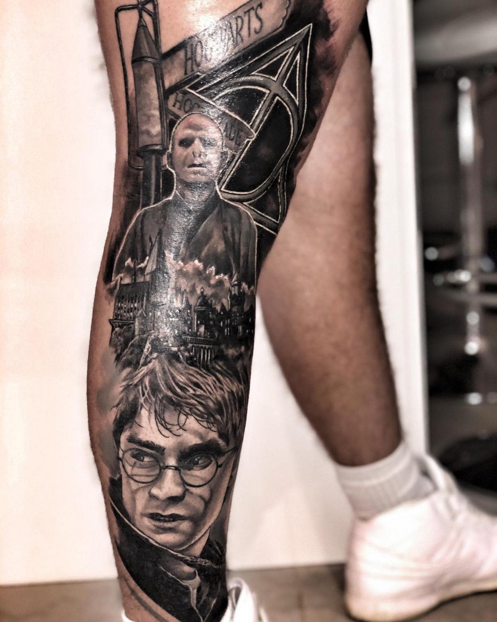 "Wow, Just Wow! 83+ Badass Full Leg Tattoo Ideas For Guys And Females "