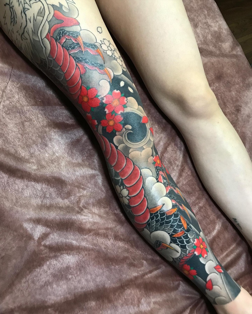 "Wow, Just Wow! 83+ Badass Full Leg Tattoo Ideas For Guys And Females "