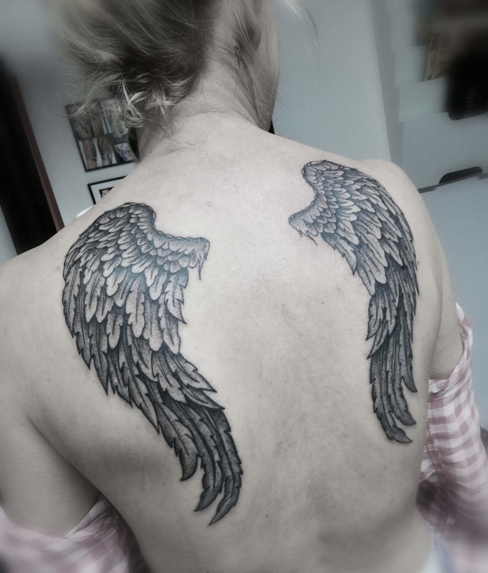 angel-wing-tattoo-silvielini