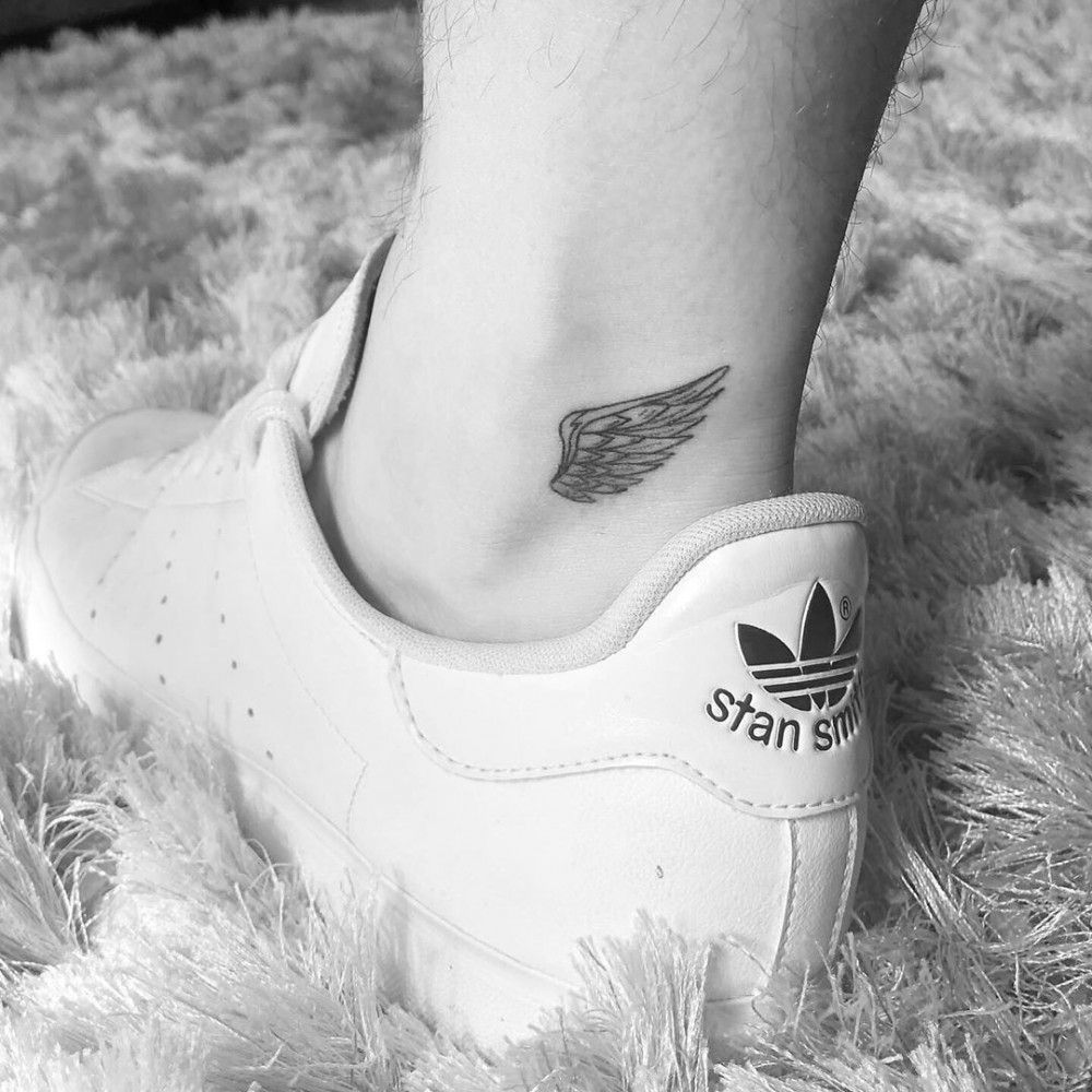 little-tribute-angel-wings-tattoo-gordie.bell