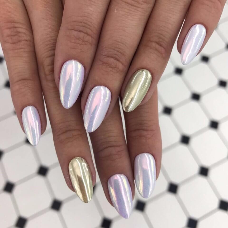 Vivid nails photo