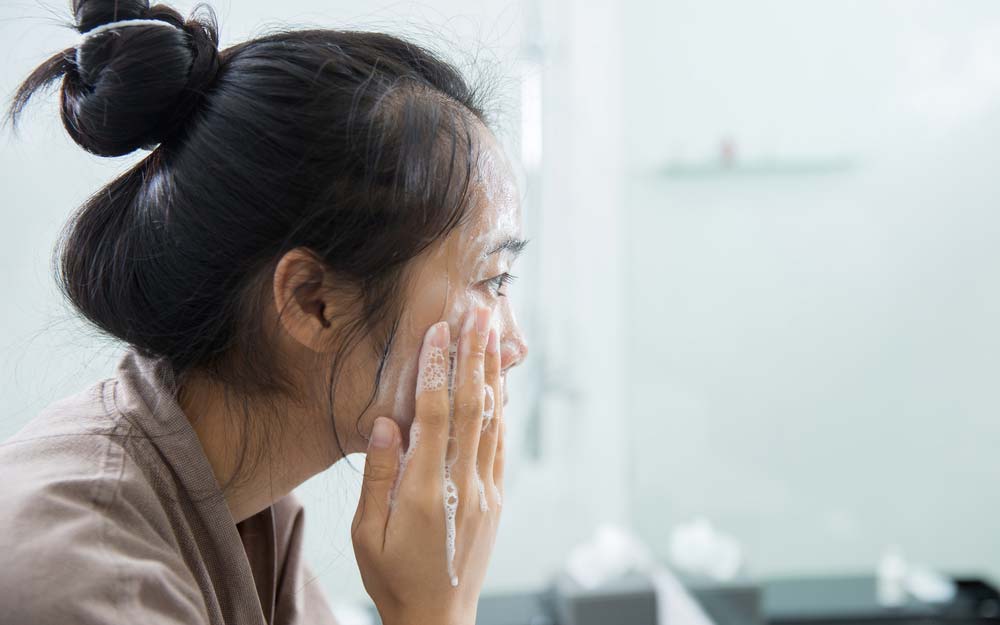 skin says about your health | wash face
