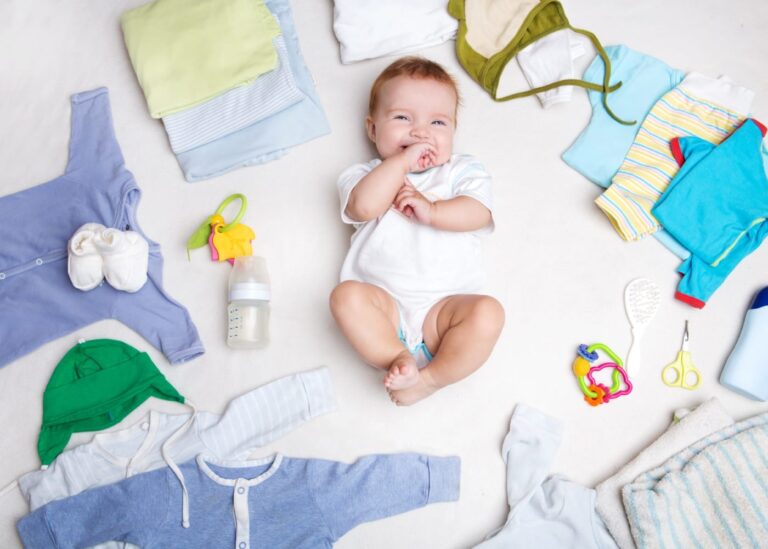 7 Tips for Buying Baby Clothes In UAE: How to Save Money