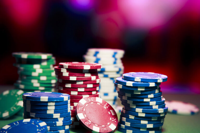 7 Interesting Facts About Poker Chip Values & Colors