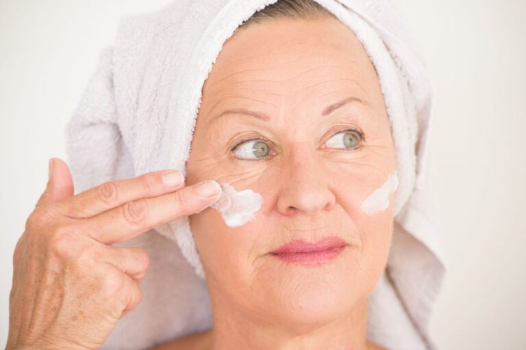 Top Anti-aging Ingredients for Your Mature Skin Care Routine